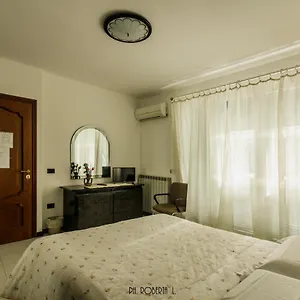 Profumo Di Mare Free Private Parking Included Couette-café