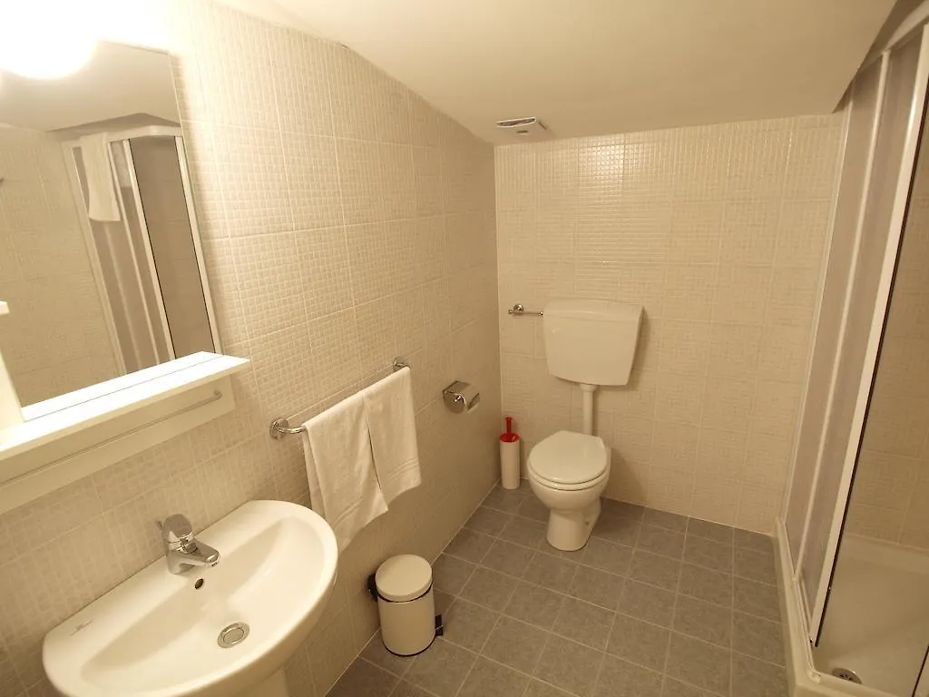 Via Mameli 5 Hotel Sanremo 2*,  Italy