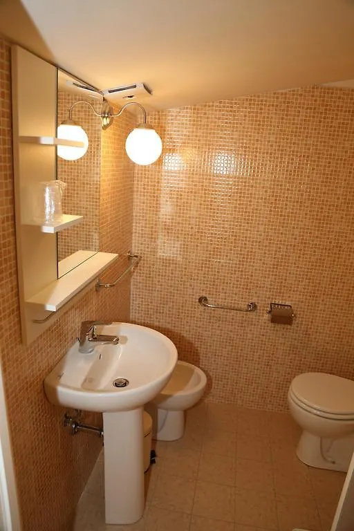 Via Mameli 5 Hotel Sanremo